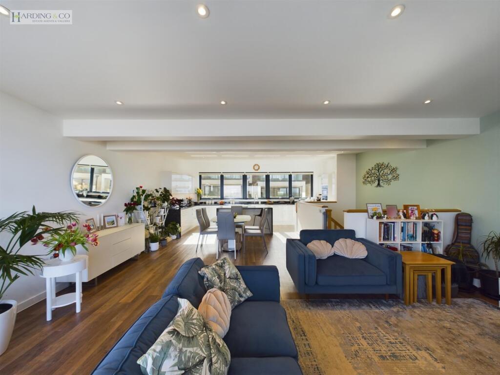 Top Floor Living Space .1.jpg