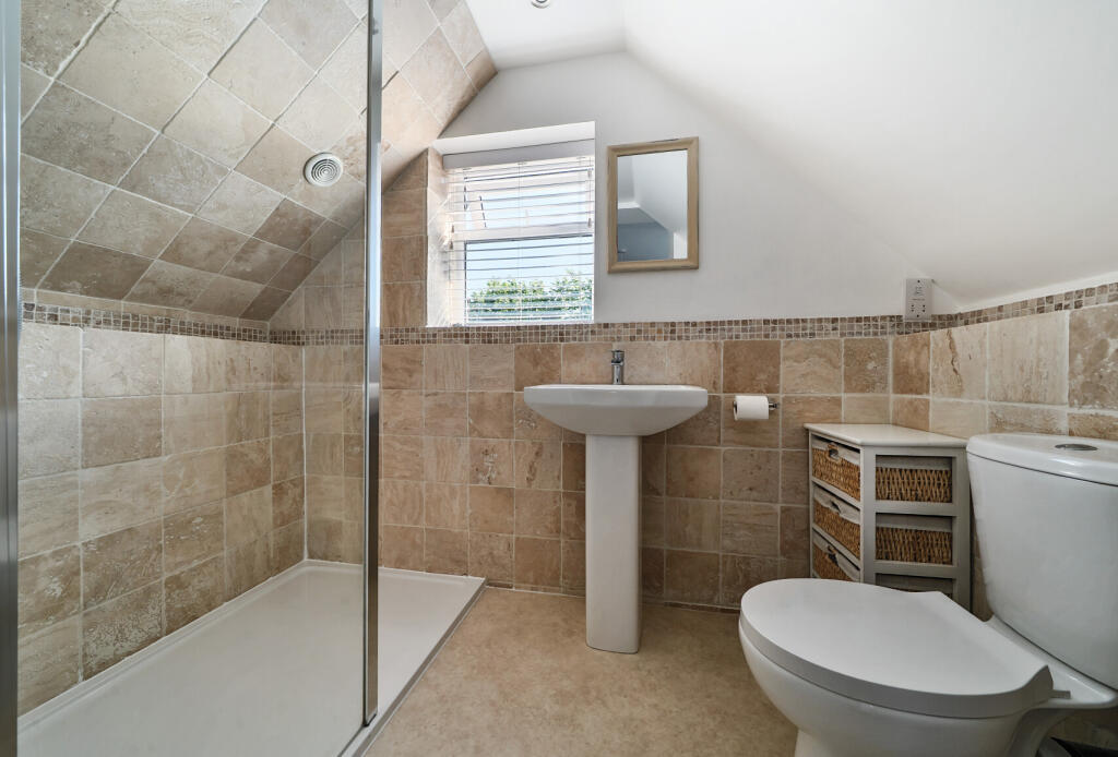 1329829-12-6887a7...