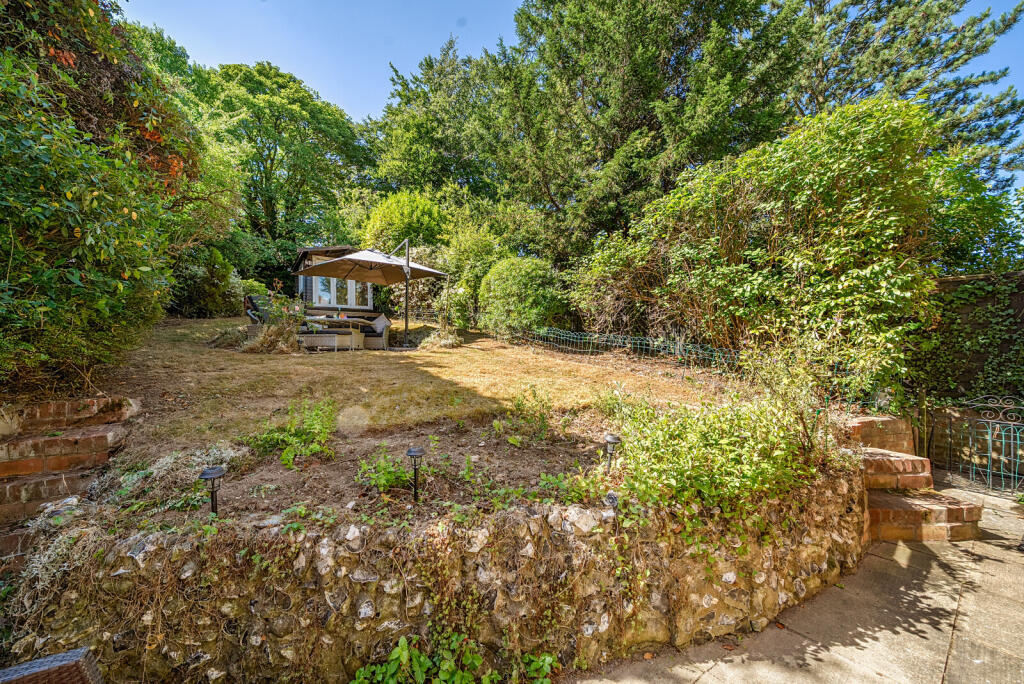 1312090-16-686e39...