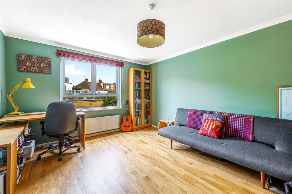 Bedroom/Lounge