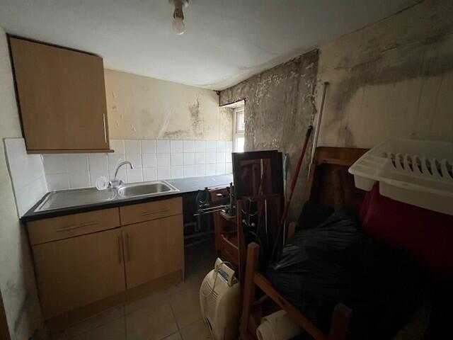 Utility T202509221419.jpg