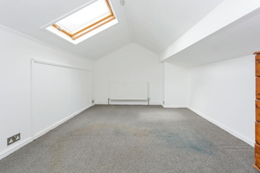 Duplex Flat Bedroom