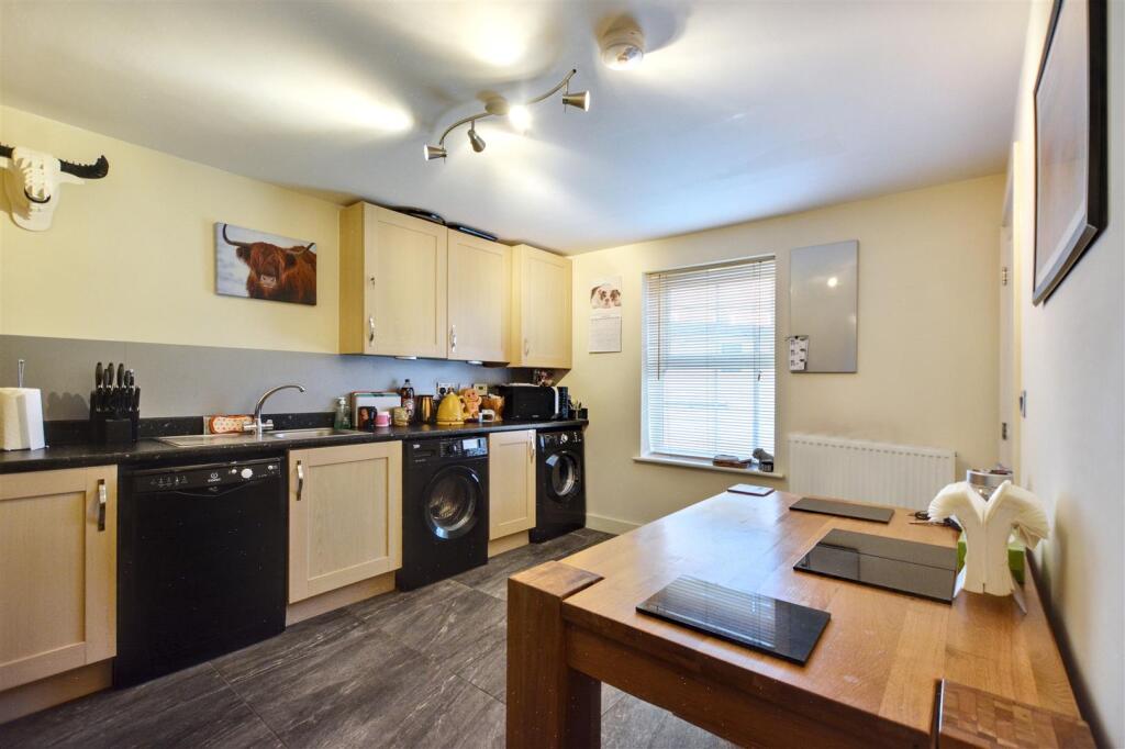 Kitchen Diner_1.jpeg