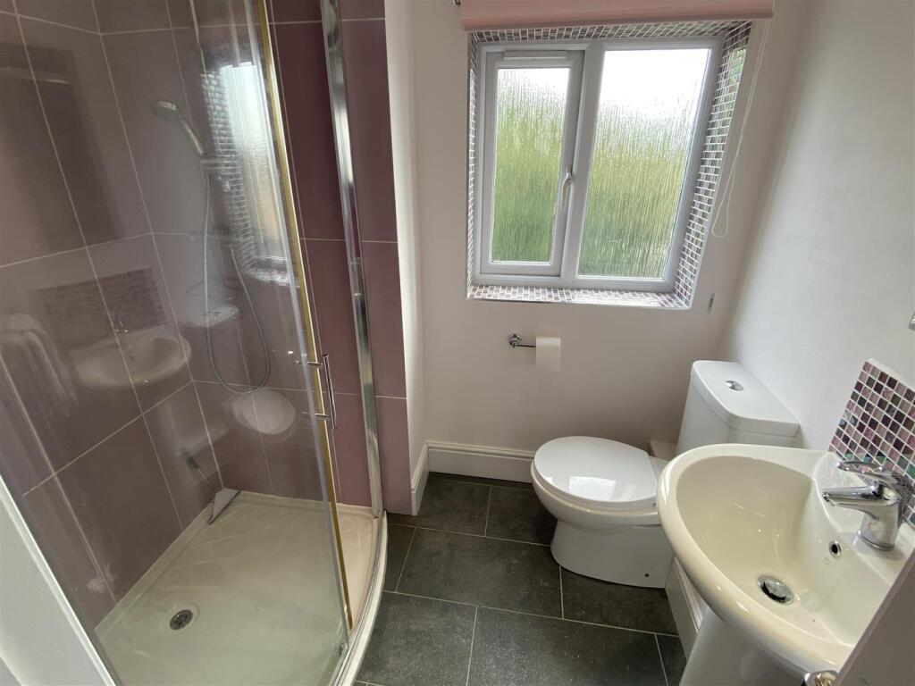 Ensuite Shower Room