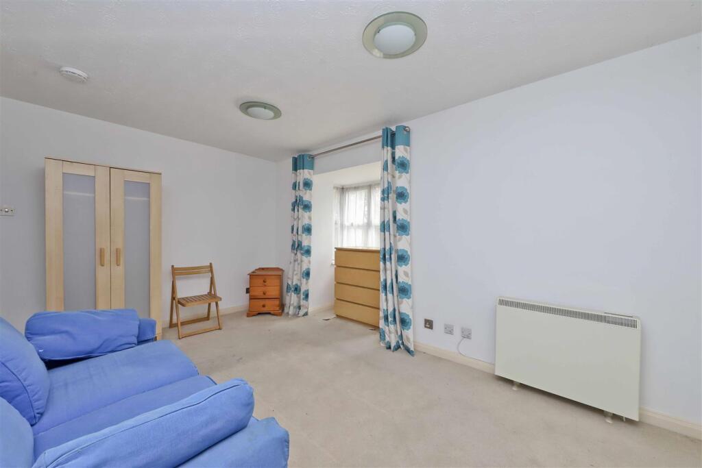 Studio room