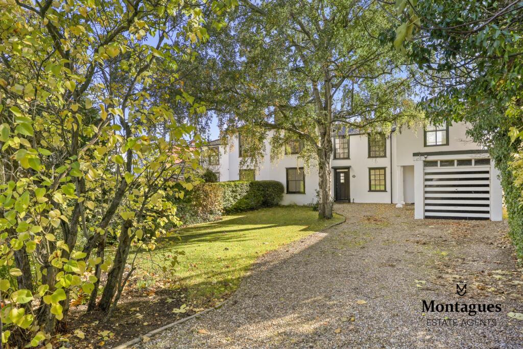 Hemnall Street, Epping, CM16