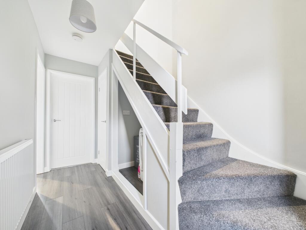 CAM02195G0-PR0089-STILL002