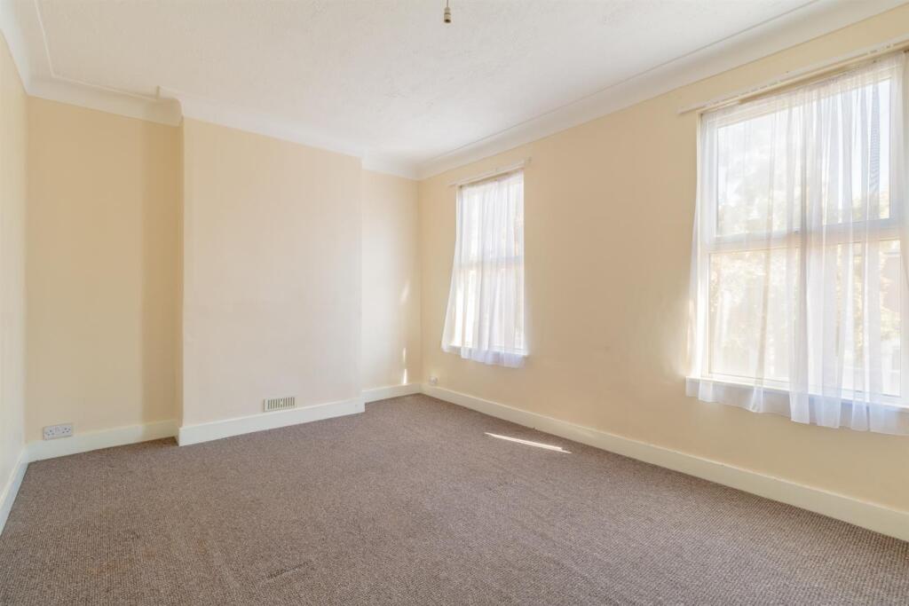 57b NIgel Road     E7 8AN (111).jpg