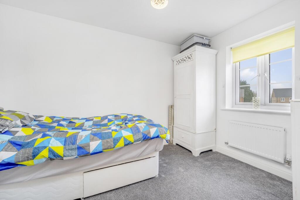 33 Lapwing Gardens (Boston)-13