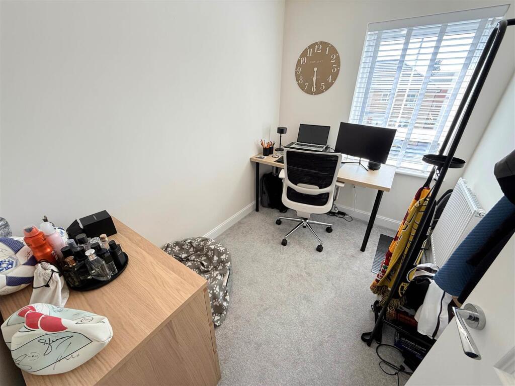 BEDROOM 3