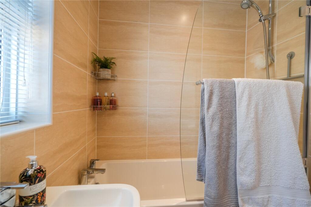 Bathroom (2)