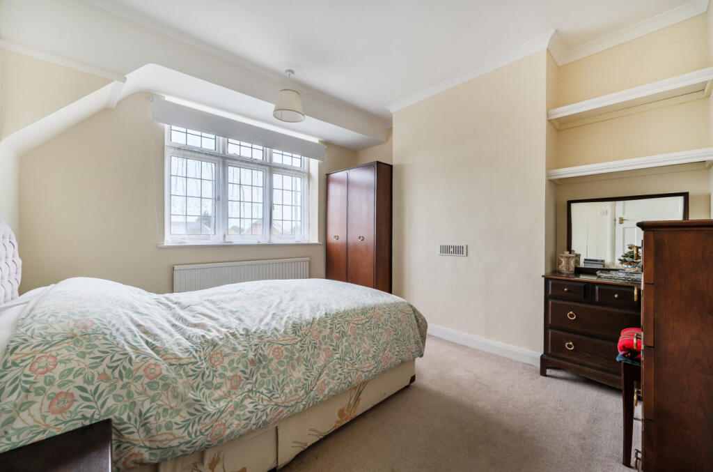 1365048-16-68f0d4...