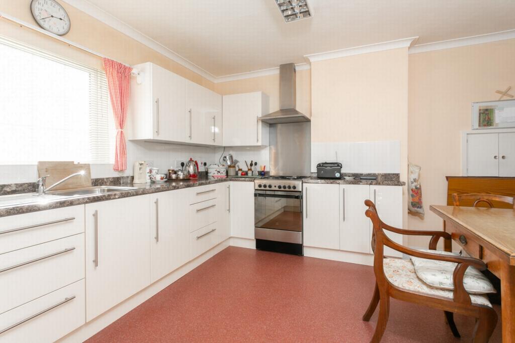 Kitchen/breakfst room