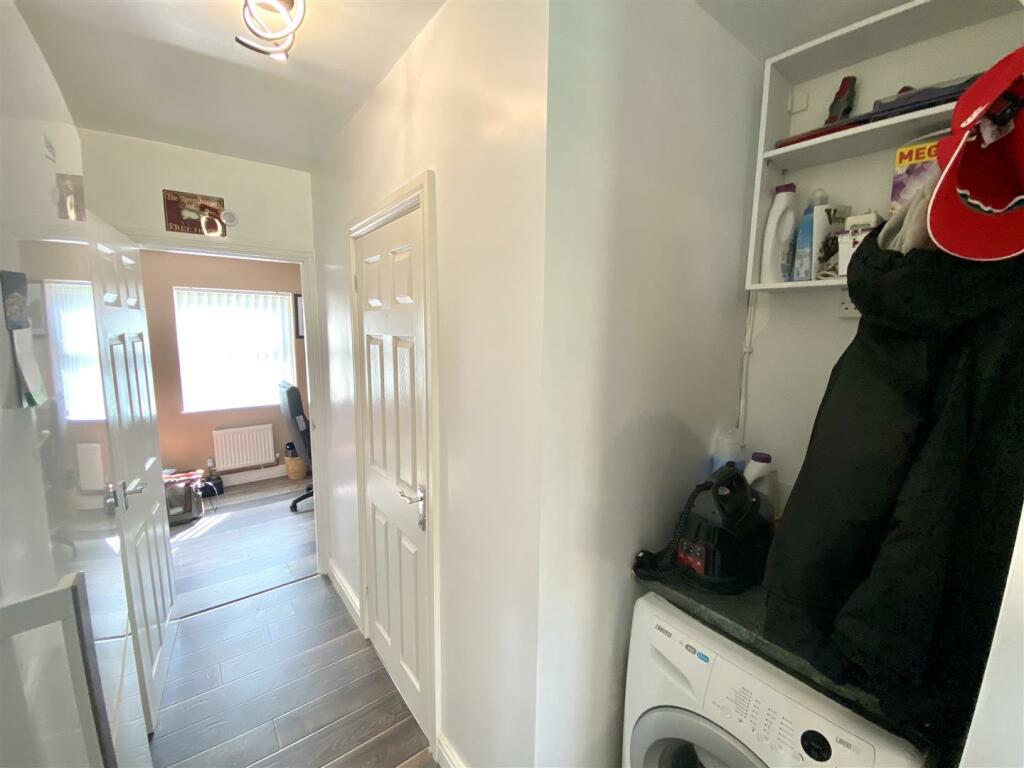 UTILITY ROOM