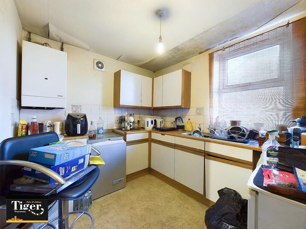 CAM03440G0-PR0223...