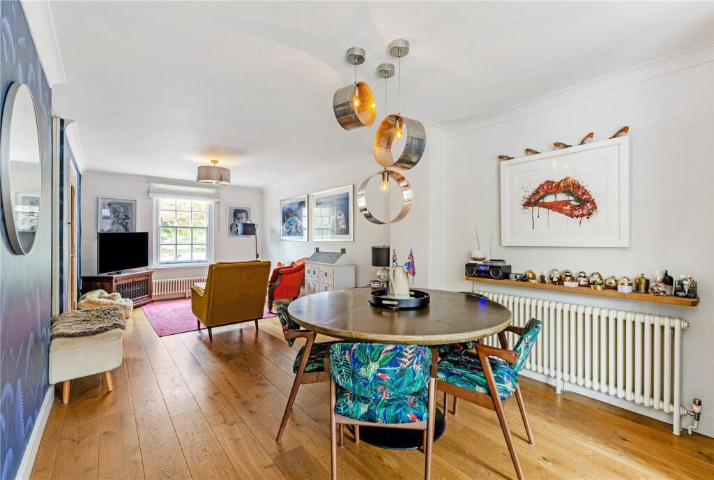 Breakfast Room