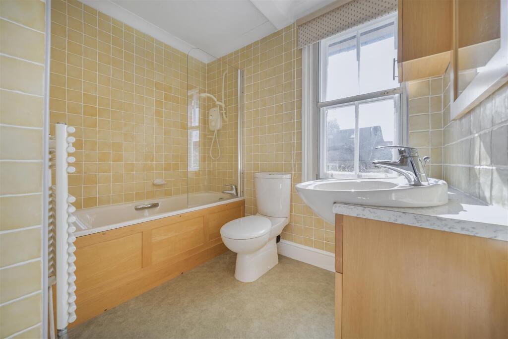 Ensuite