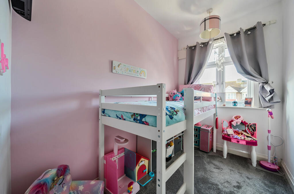 1371422-17-68f755...