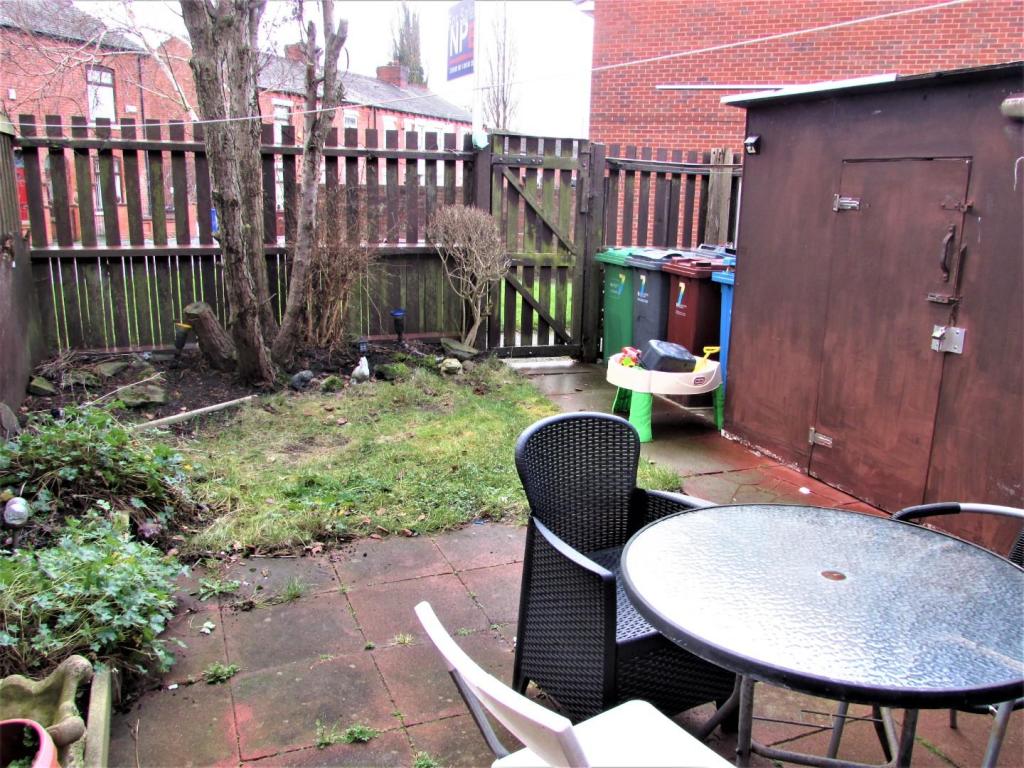 TetlowSt7gdn2.JPG