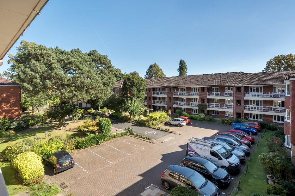 Dovehouse Court 