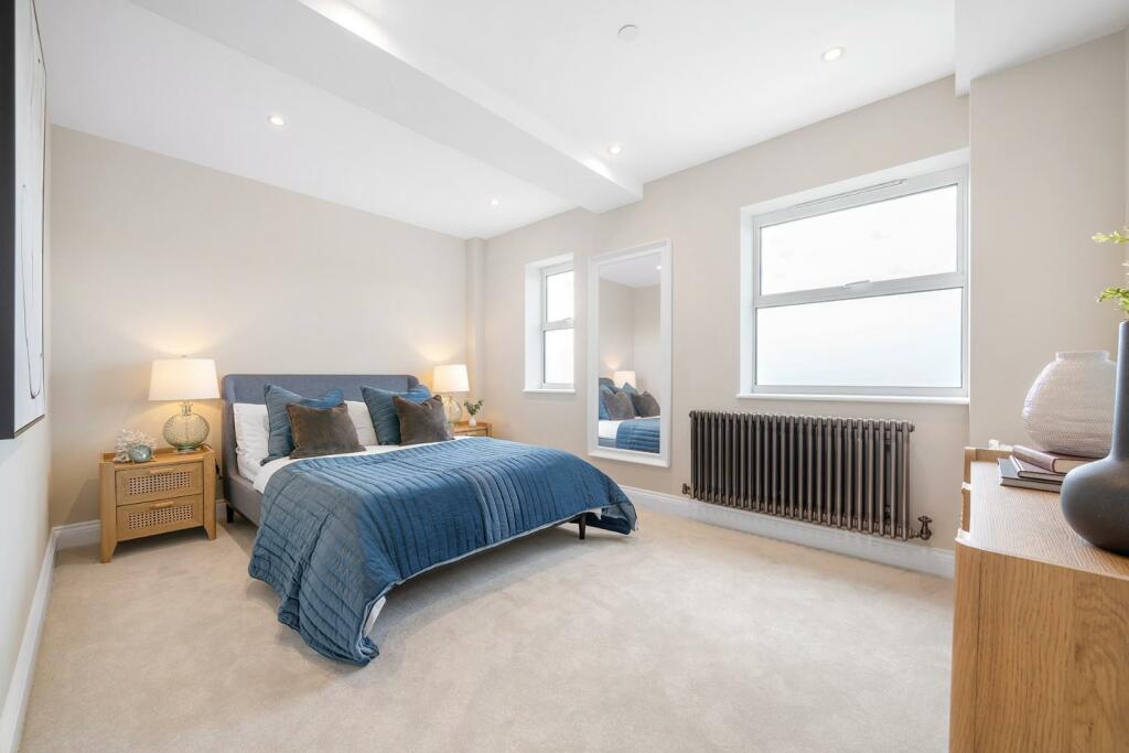 Bedroom 2.jpg