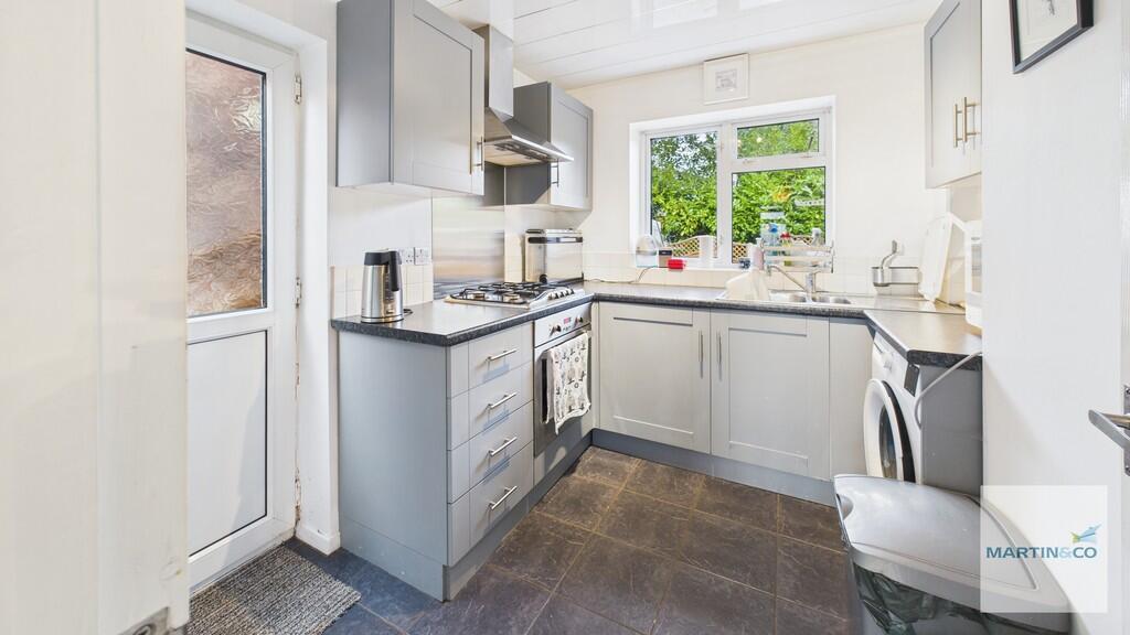 CAM03663G0-PR0214...