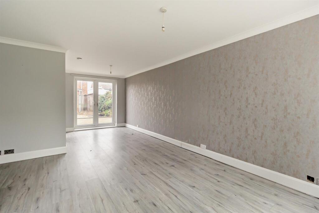 8655877-interior01-800.jpg