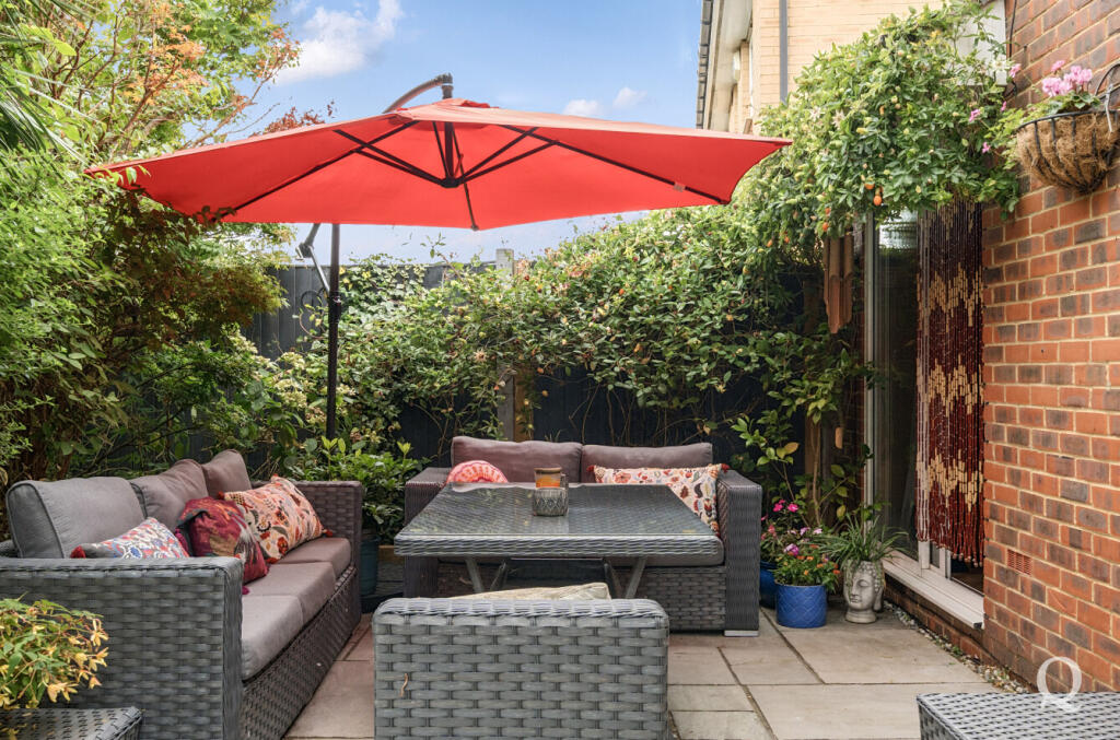 f02e687e-cc69-4e6...