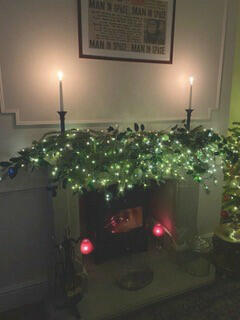 Christmas Fireplace T202410101552.jpg