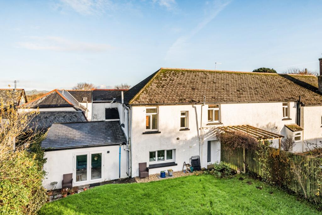 Lower Yelland Farmhouse, Yelland, Barnstaple, Devon, EX31