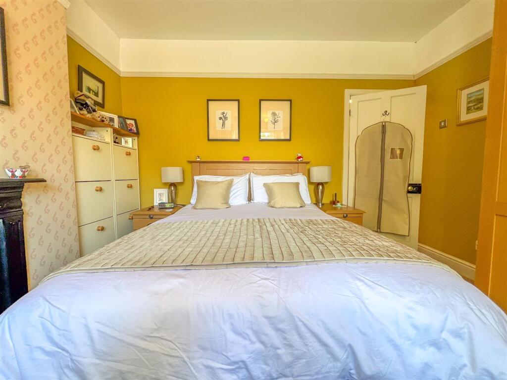 Manor Park Road - Image-3.jpg