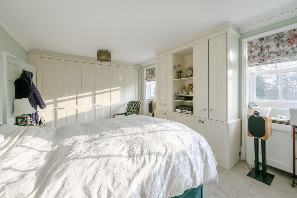 Principal Bedroom...