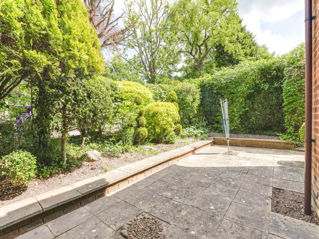 Garden (2)