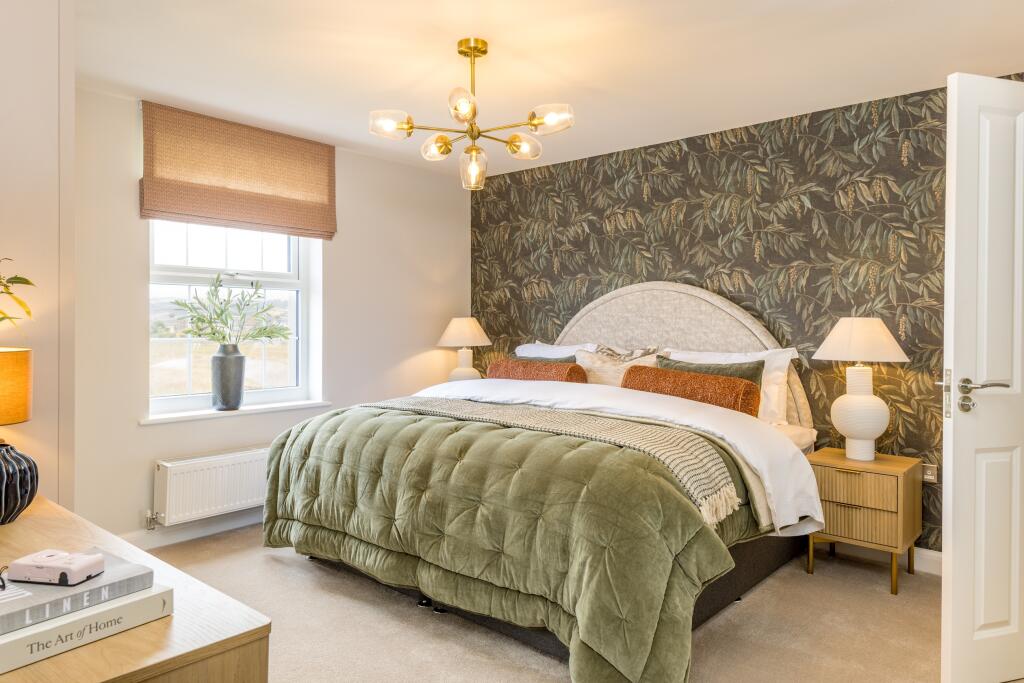 Fiddington Fields Holden Main Bedroom