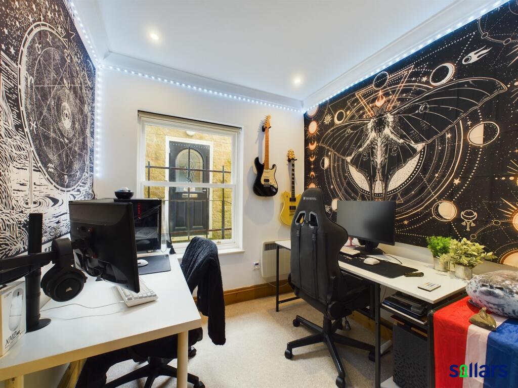 Apartment 4 - Bedroom Two