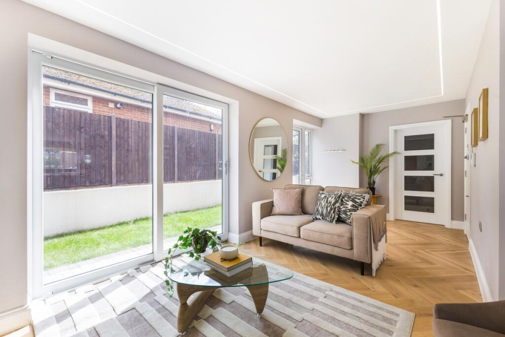 97339_Flat 1 2 Ca...