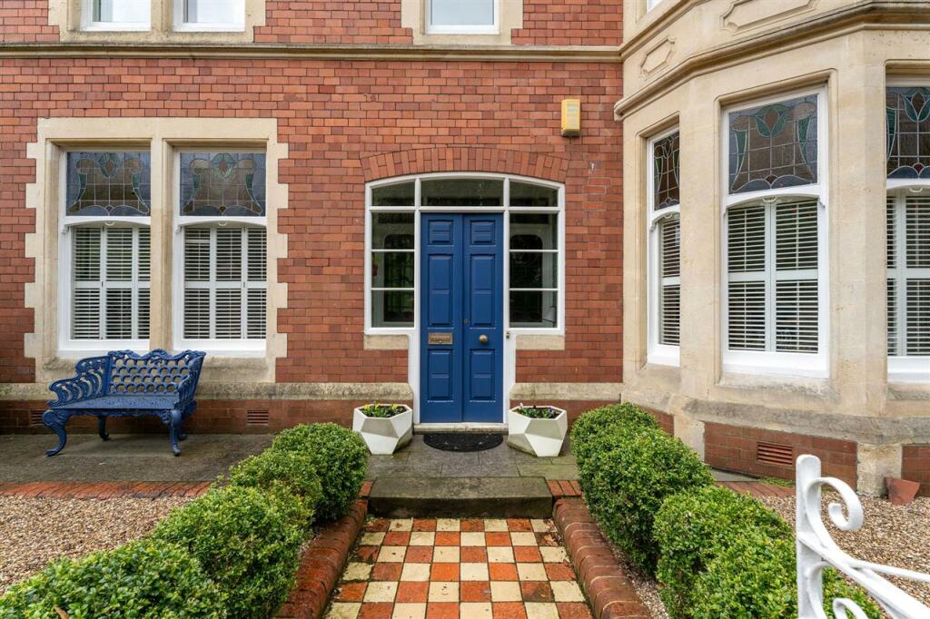Entrance Porch