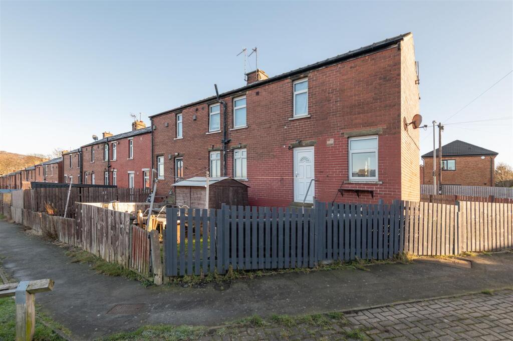 18 - 72 Whitwell Green Lane HX5 9EG.jpg