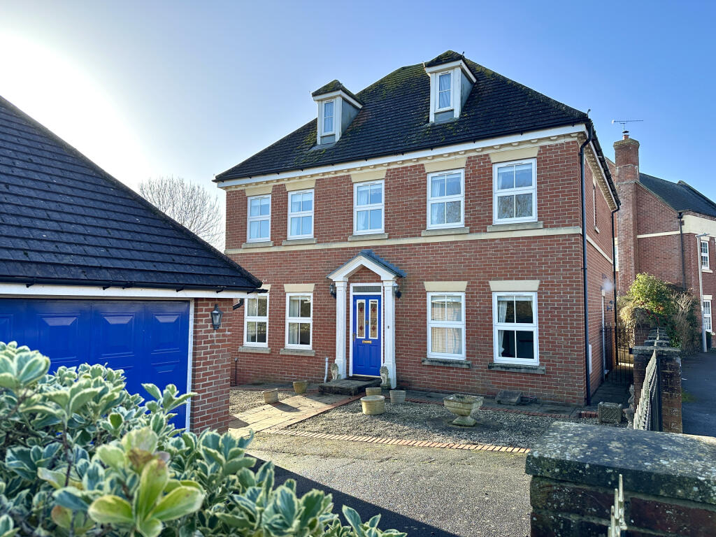King John Road, Gillingham, SP8 4PG