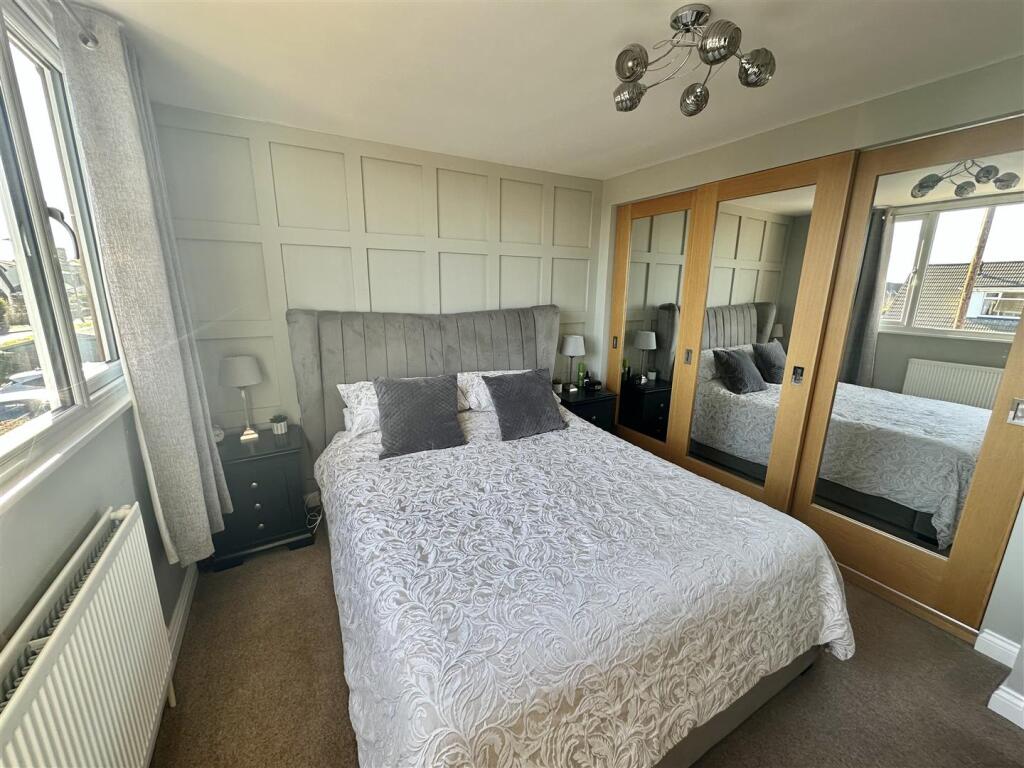Bramleys Estate Agents - Meadow Drive - Liversedge