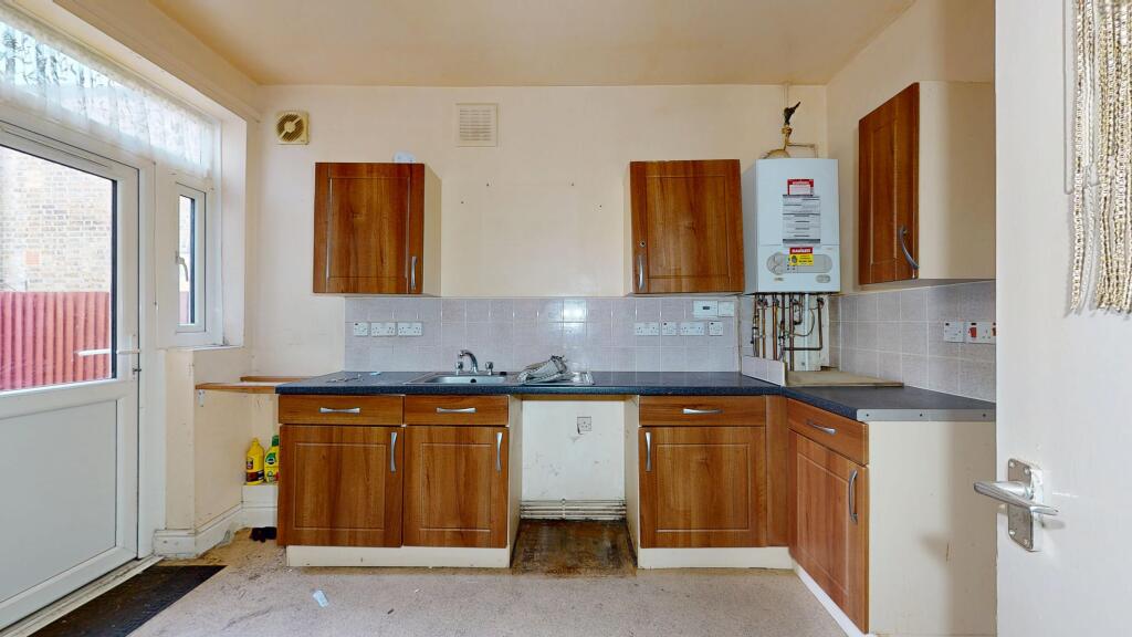 Flat 1, 75 Regina Road, Southall, UB2 5PW