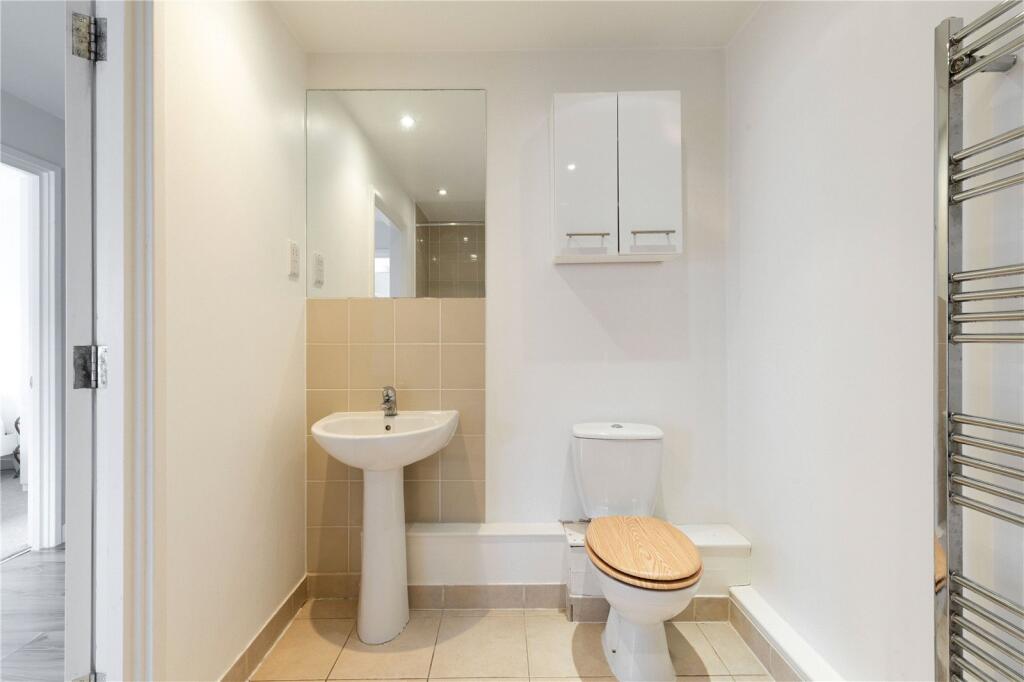 Leyla House, E8