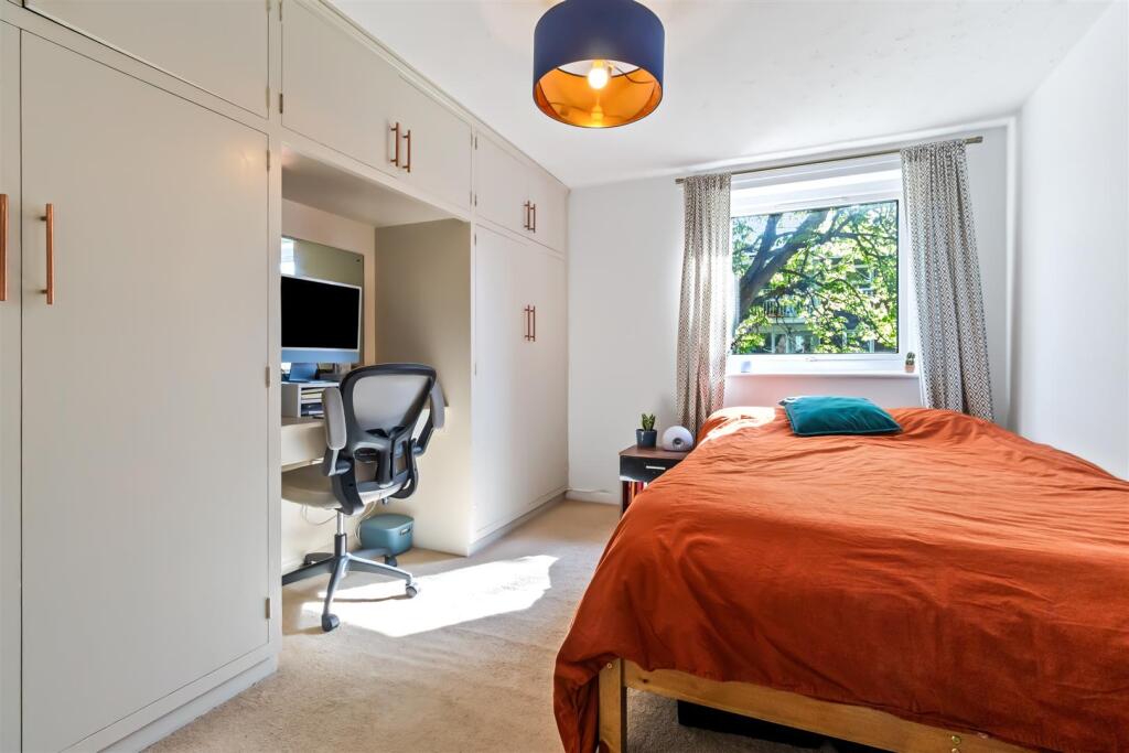 Dorchester Gardens 59-003.jpg