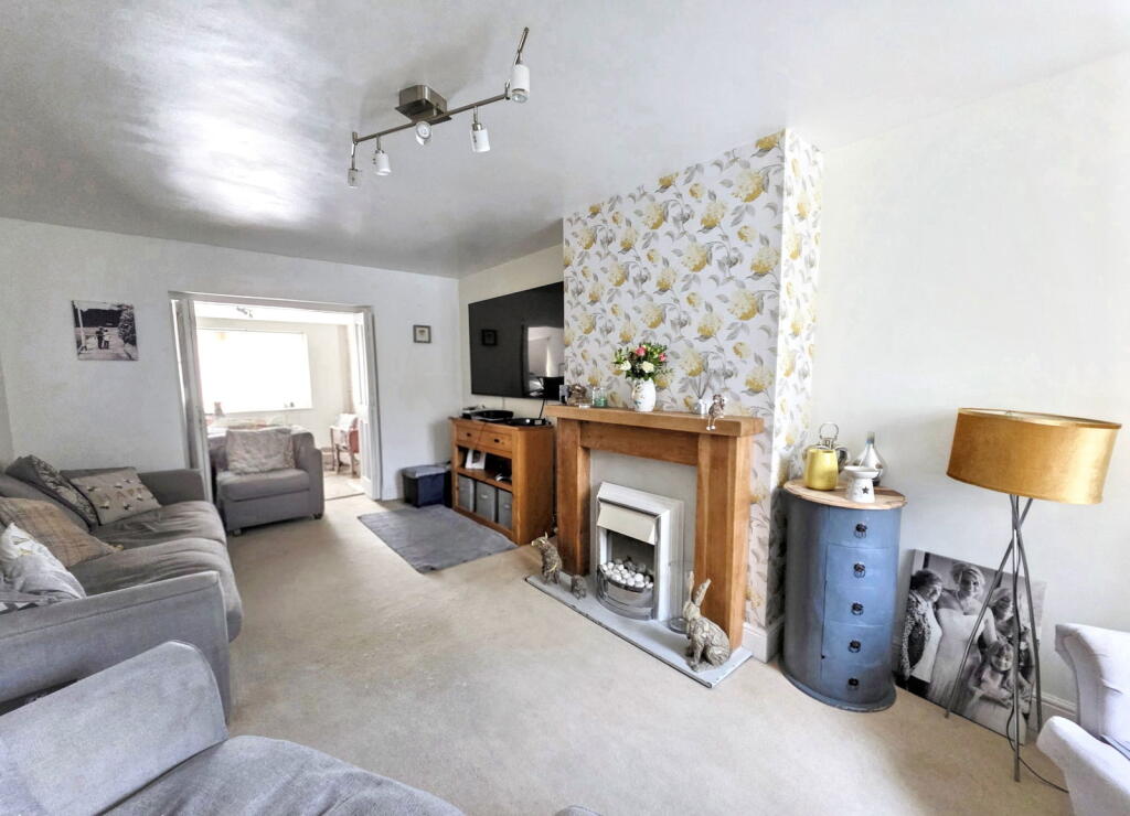 Frogmore Avenue, Plymouth, PL6