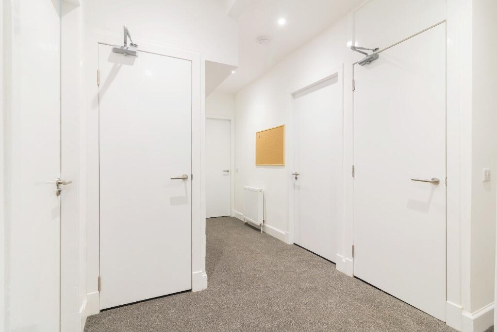 10_16734542969005.jp