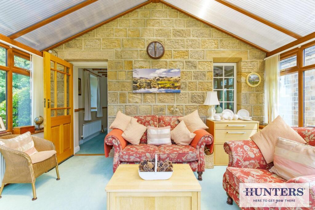 93787_39 Gill Lane Yeadon (17) - Copy_low.jpg