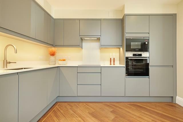 PG-PH-P1-ShowApt-Apr23-099.jpg