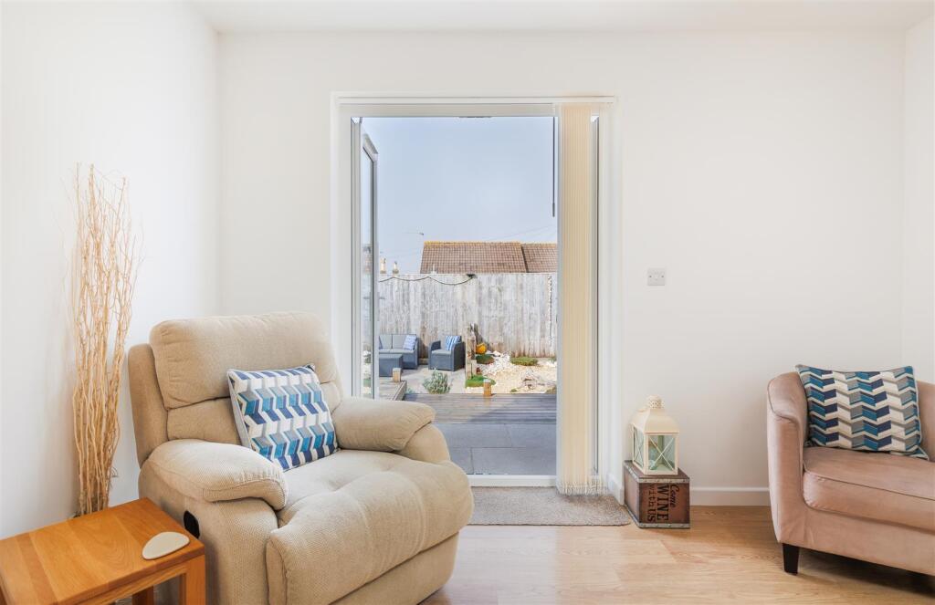 Sitting Room 1-2