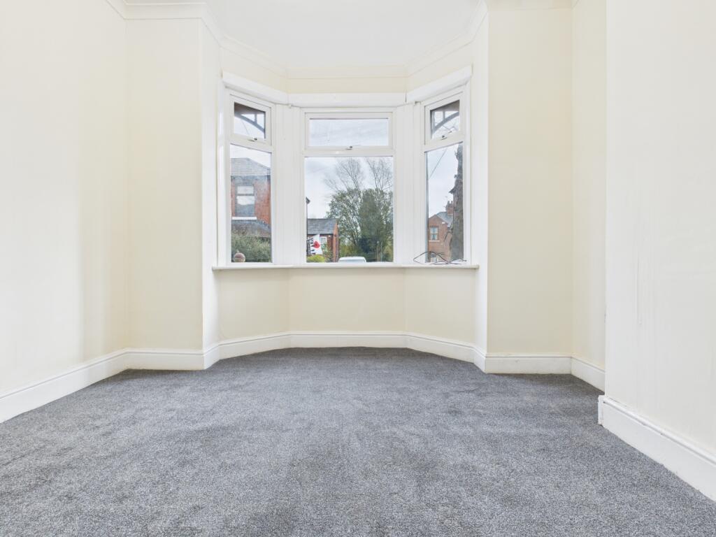 CAM03729G0-PR0167-STILL002