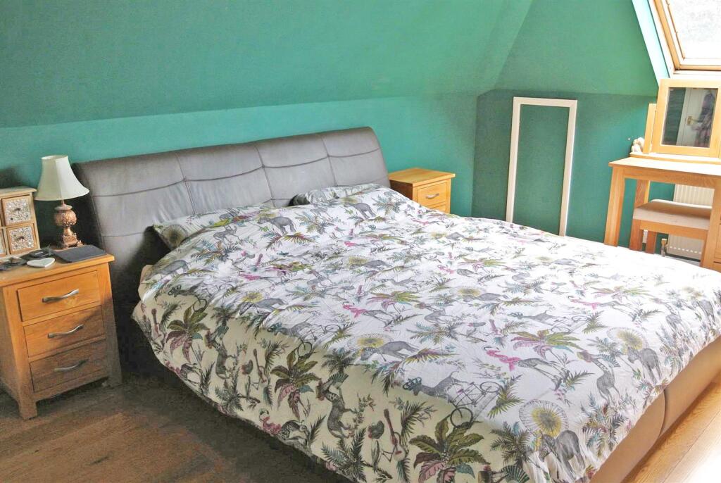 Master Bedroom.jpg